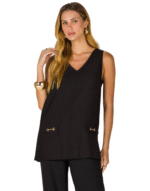 Regata aruba alongada parado no ar