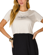 T- shirt listrada laço parado no ar - Imagem 3