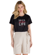 T-shirt conforto spice parado no ar