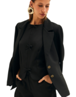 Blazer alfaiataria parado no ar - Imagem 2