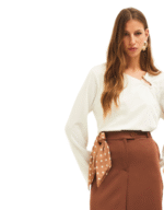 Blusa manga kenzo detalhe parado no ar - Imagem 2