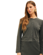 Casaqueto taily parado no ar