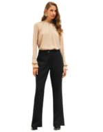 Blusa yorio parado no ar - Imagem 2