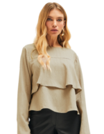 Blusa crepe parado no ar - Imagem 3